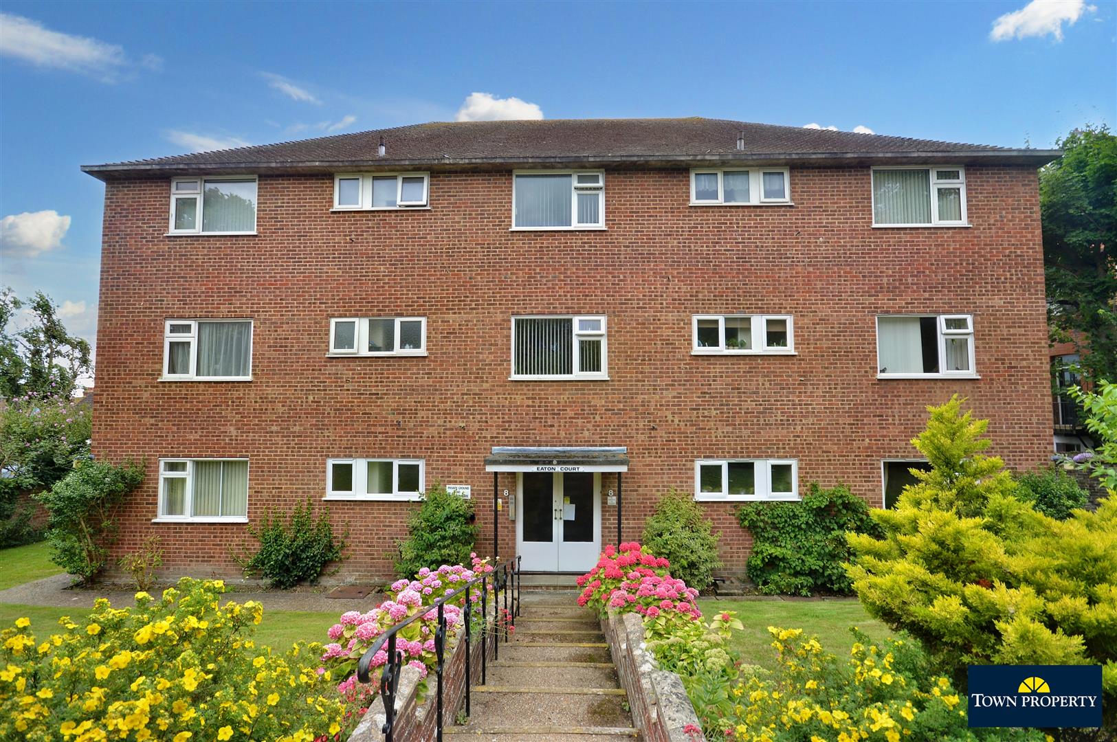 Property Details for Arundel Road Eastbourne BN21 2EL Town Property